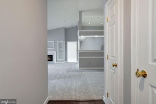 8317 Bluebird Way, Lorton, VA 22079-2844