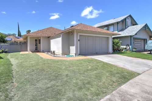 91-1050 Nihopeku St, Kapolei, HI 96707