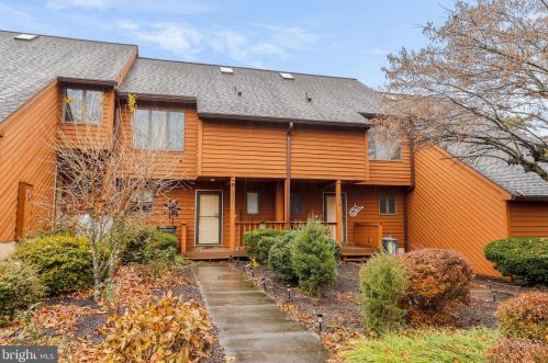 256 Tecumseh Trl, Hedgesville, WV 25427-3858