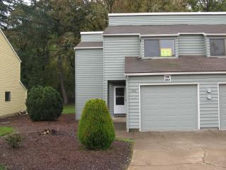 3944 Walnut Pl, Corvallis OR  97330-1034 exterior