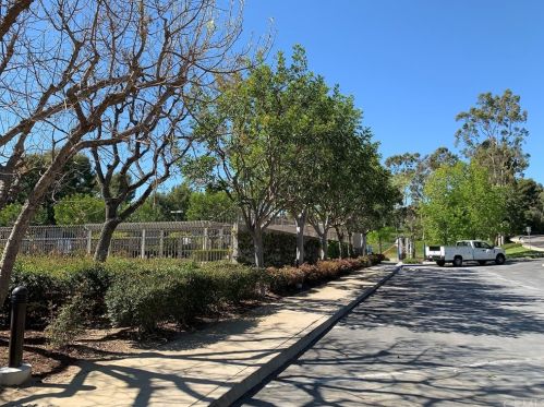 15 Sunrise, Irvine CA  92603-3719 exterior