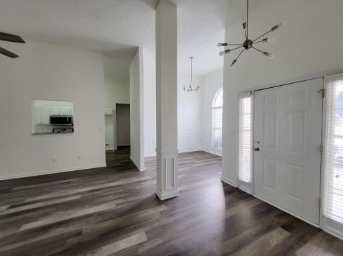 527 Lee Miller Dr, Suwanee, GA 30024-7207