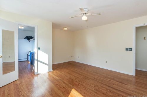33 Camelot Dr, Upper Stepney CT  06468-2004 exterior