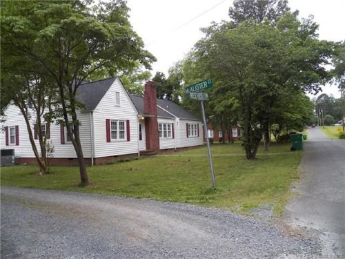 501 Reeves Ave, Albemarle, NC 28001-5659
