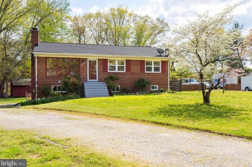 7321 Lamar Dr, Springfield, VA 22150-3131