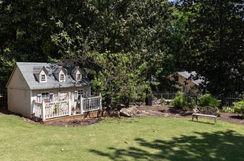 3119 Habersham Rd, Atlanta GA  30305-2939 exterior