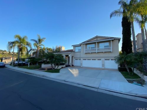 795 Rock Garden Cir, Anaheim, CA 92808-1442