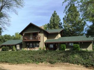 23854 Moon Rd, Corning, CA 96021-9646
