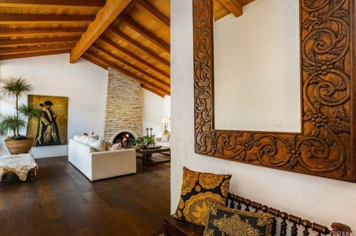 1451 Foothill Blvd, Santa Ana CA 92705-2511 exterior