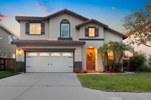 8721 Heatherwood Rd, Anaheim CA  92808-1690 exterior