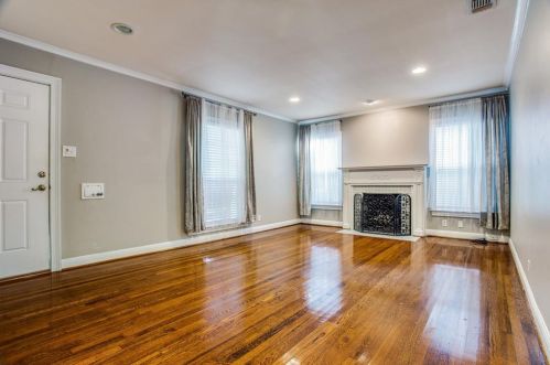 4216 Locke Ave, Fort Worth TX  76107-5520 exterior