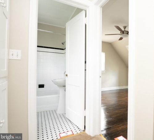 9503 Saybrook Ave, Silver Spring MD  20901-3034 exterior