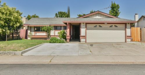 2977 Calle Del Sol Way, Rancho Cordova, CA 95670-5637
