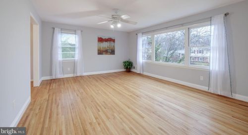 6401 Whippany Way, Springfield VA  22015-3428 exterior