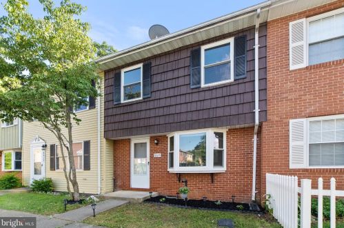 8615 Colston Ct, Marshall, VA 20115-3715