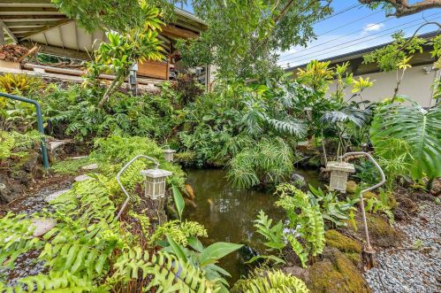 3618 Alani Dr, Honolulu HI  96822-1414 exterior