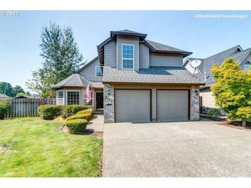 2101 Valeri Dr, Newberg, OR 97132-4014