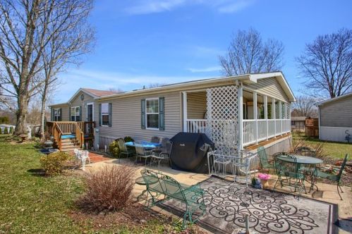 4115 Leah Ave, York, PA 17315-3492