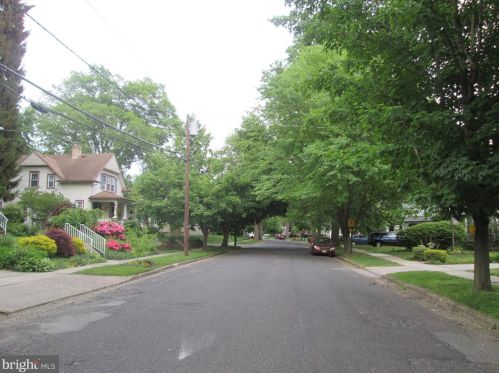 1105 Sycamore St, Haddon Heights NJ  08035-1615 exterior