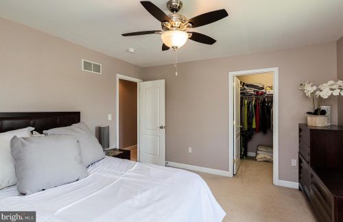 2355 View Rd, Lancaster PA  17602-1844 exterior