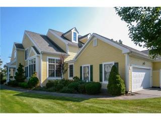 13 Pierson Grn, Cromwell CT  06416-2729 exterior