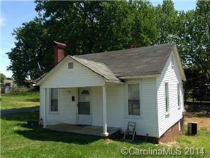 1496 17th Ave, Hickory, NC 28601-2749