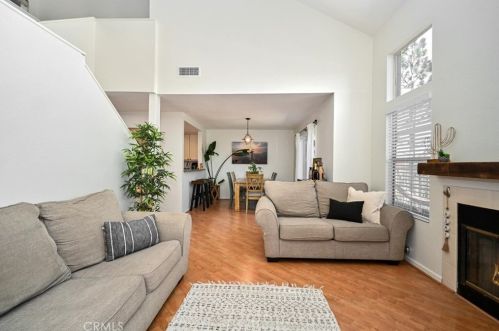 889 Sapphire Ln, Anaheim CA  92807-4864 exterior