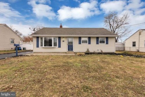 393 Windsor Dr, Gloucester, NJ 08031-3028