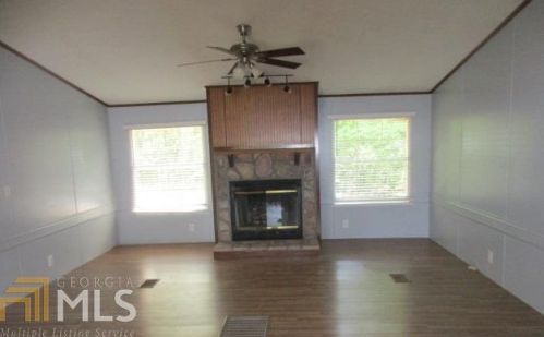 1382 Stark Rd, Jackson, GA 30233-4718