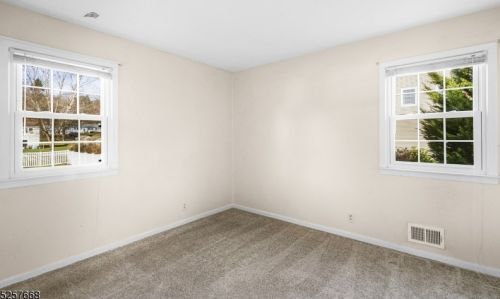 18 Meadow Ln, Hackettstown NJ  07840-4116 exterior