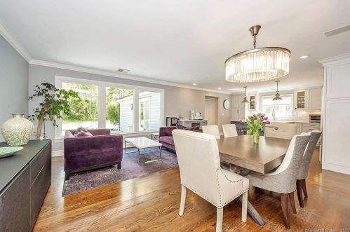12 Old Orchard Rd, Riverside CT  06878-1007 exterior