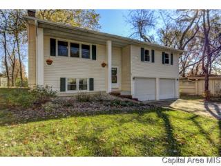 8 Ranger Dr, Springfield, IL 62702-1526