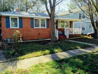 261 Portview Ave, Norfolk, VA 23503-1506