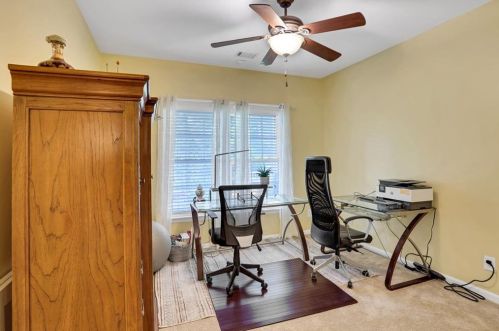 201 Bowen Cir, Atlanta GA  30315-2603 exterior
