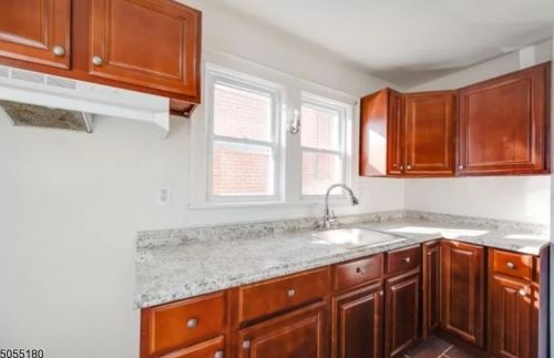 115 Grand Ave, Hackettstown NJ  07840-2128 exterior
