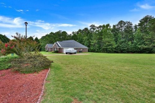 501 Barhams Ridge Dr, Mcdonough, GA 30252-5800