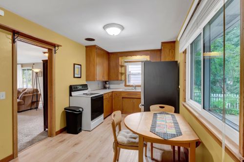 1202 Hoyt Ave, Saint Paul MN  55106-1131 exterior