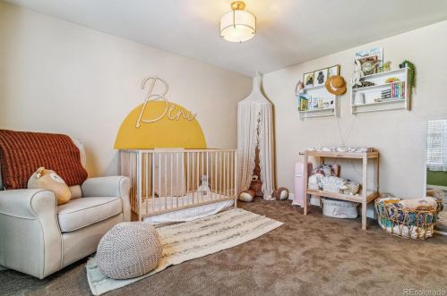 6948 Briarwood Cir, Englewood CO  80112-1151 exterior