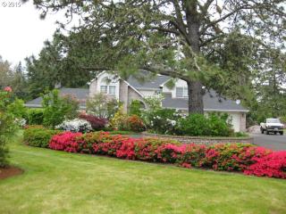 26061 England Loop, Veneta, OR 97487-9631