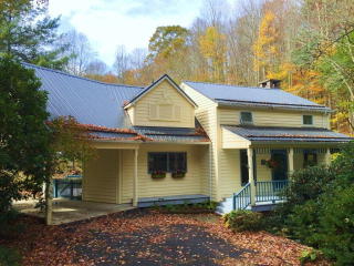 464 Schaffer Rd, Boone, NC 28607-8078