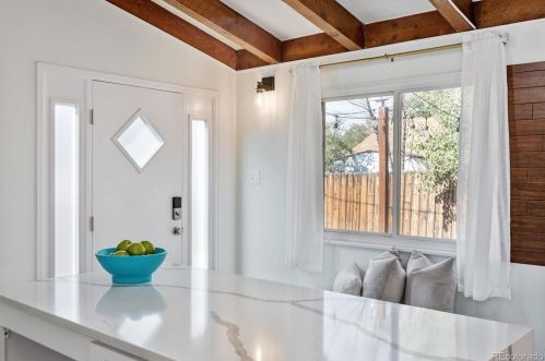 3063 Hudson St, Denver CO  80207-2746 exterior