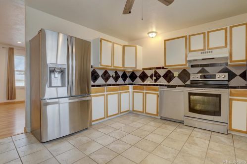 16243 Brown Pl, Denver CO  80013-1838 exterior