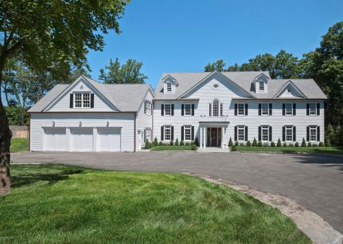 5 Meadow Wood Dr, Greenwich CT  06830-7023 exterior