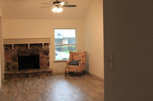 2021 Towngate Dr, Garland TX  75041-4828 exterior