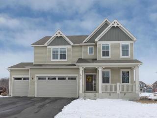 1824 Red Oak Rdg, Carver, MN 55315-4568
