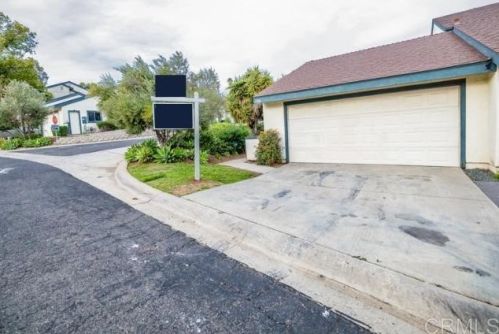 154 Cerco Rosado, San Marcos, CA 92069-3128