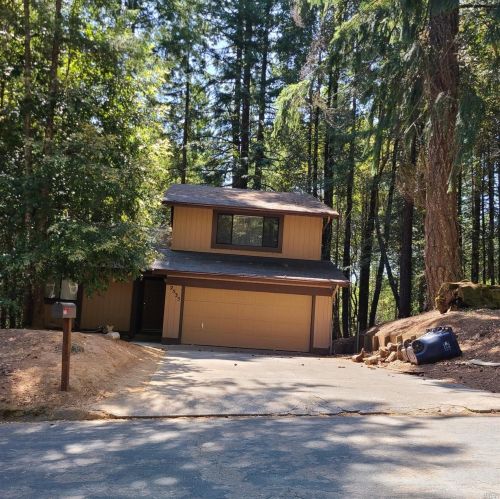 2535 Goose Rd, Willits, CA 95490-8499