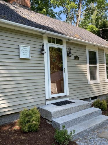 59 John Connor Rd, Weare, NH 03281-4504