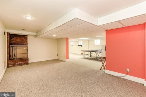 20 Harriet Dr, Princeton NJ  08540-3935 exterior