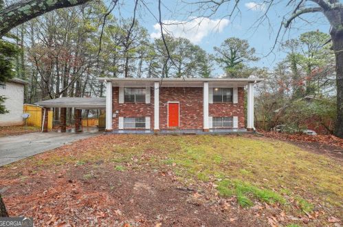 5326 Heather Ct, Atlanta, GA 30349-7402